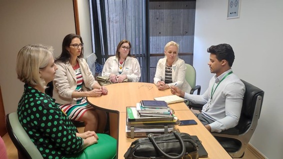 Importantes agendas sobre universidades comunitárias e extensão universitária
