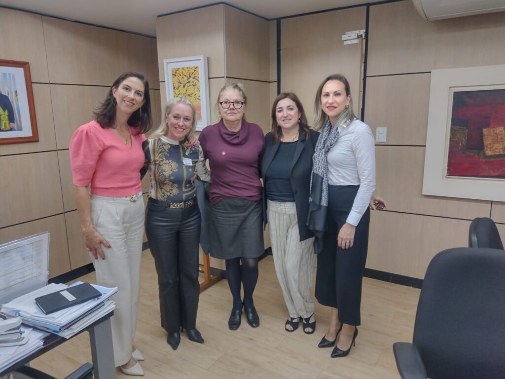 Coordenação do ForExt cumpre agenda em Brasília